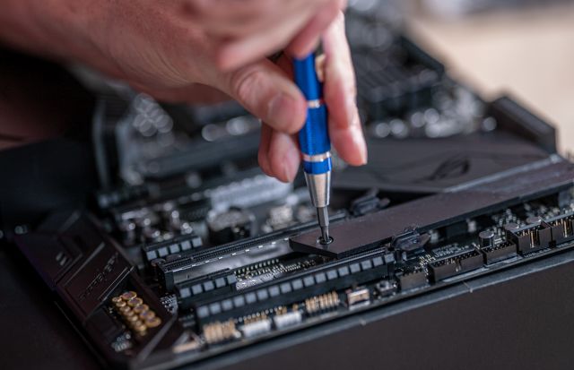 How to easily upgrade your Intel CPU for more gaming power