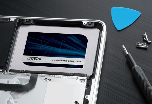Crucial - Disque Dur SSD 2To MX500 2.5